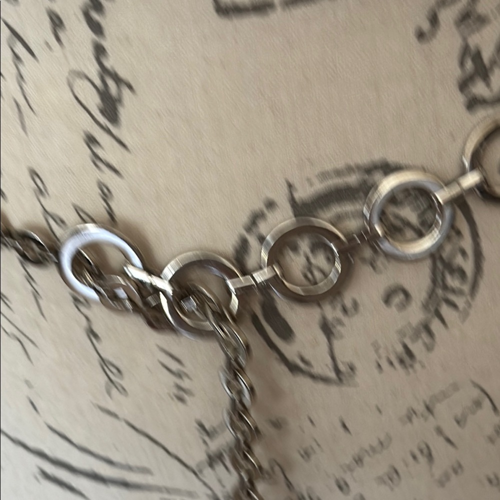 - Silver Chain Belt - Picture 2 of 9